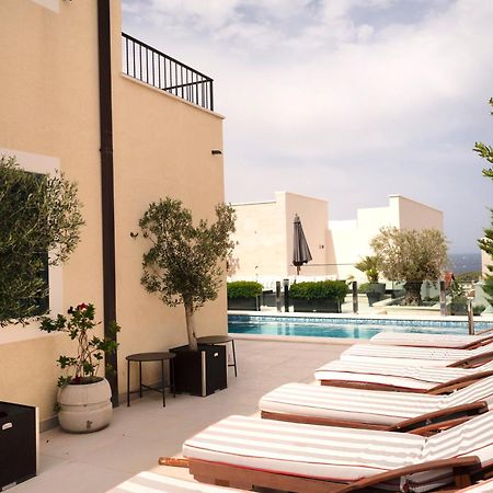 Villa Royale With Shared Pool ฮวาร์ ภายนอก รูปภาพ